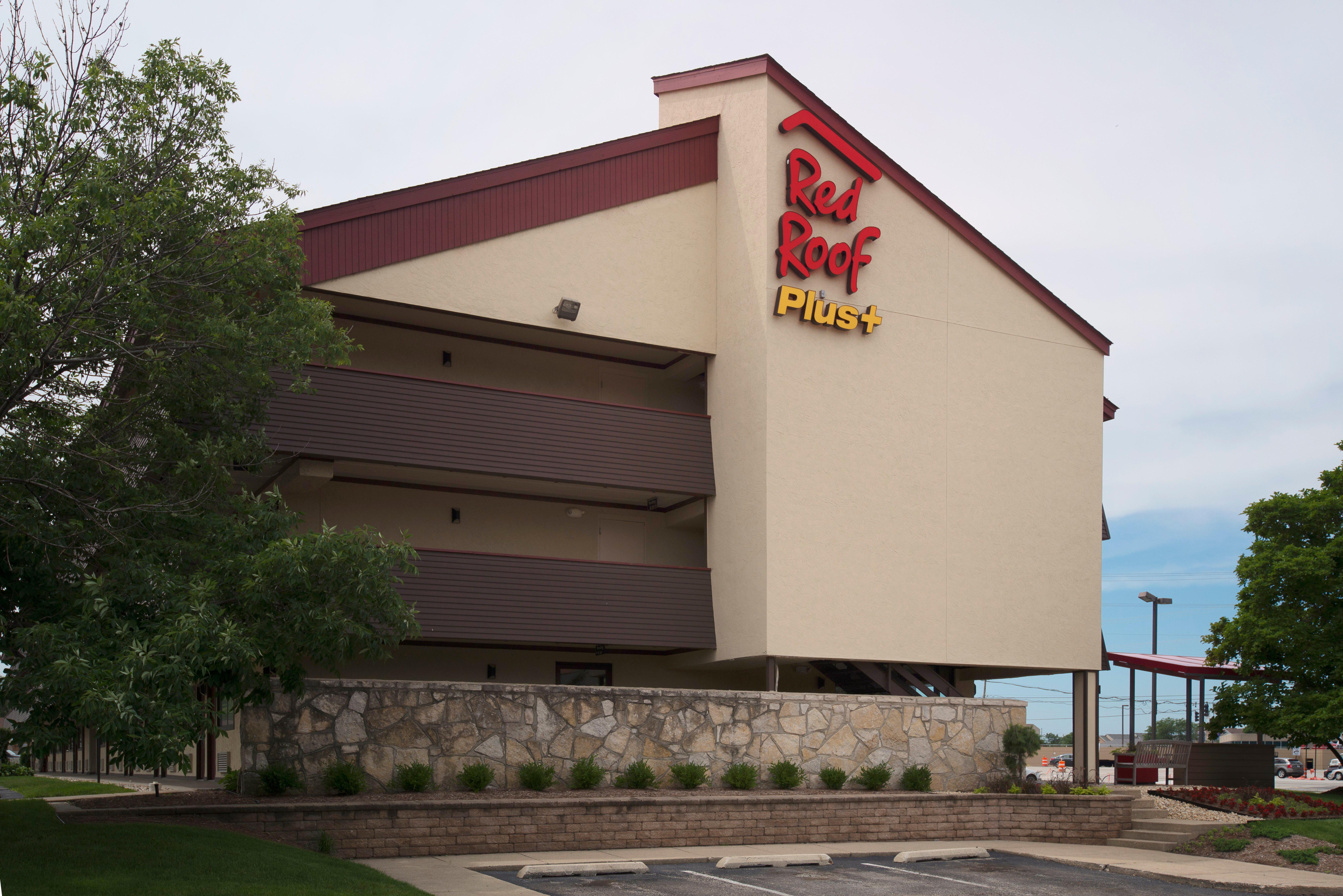 Red Roof Inn Plus+ Chicago - Naperville Exterior photo